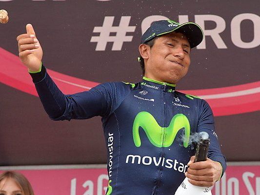 Der neue Leader Quintana ließ die Korken knallen Der neue Leader Quintana ließ die Korken knallen