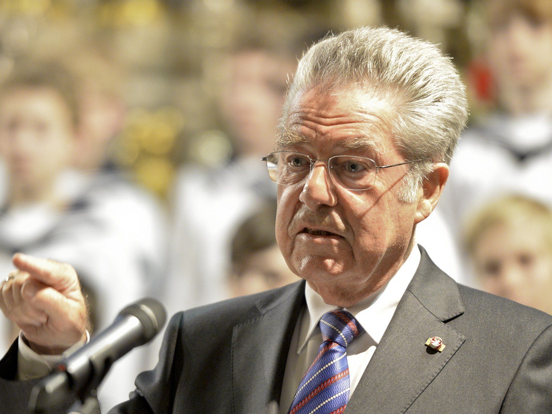 Bundespräsident Heinz Fischer appeliert an alle Österreicher wählen zu gehen. Bundespräsident Heinz Fischer appeliert an alle Österreicher wählen zu gehen.