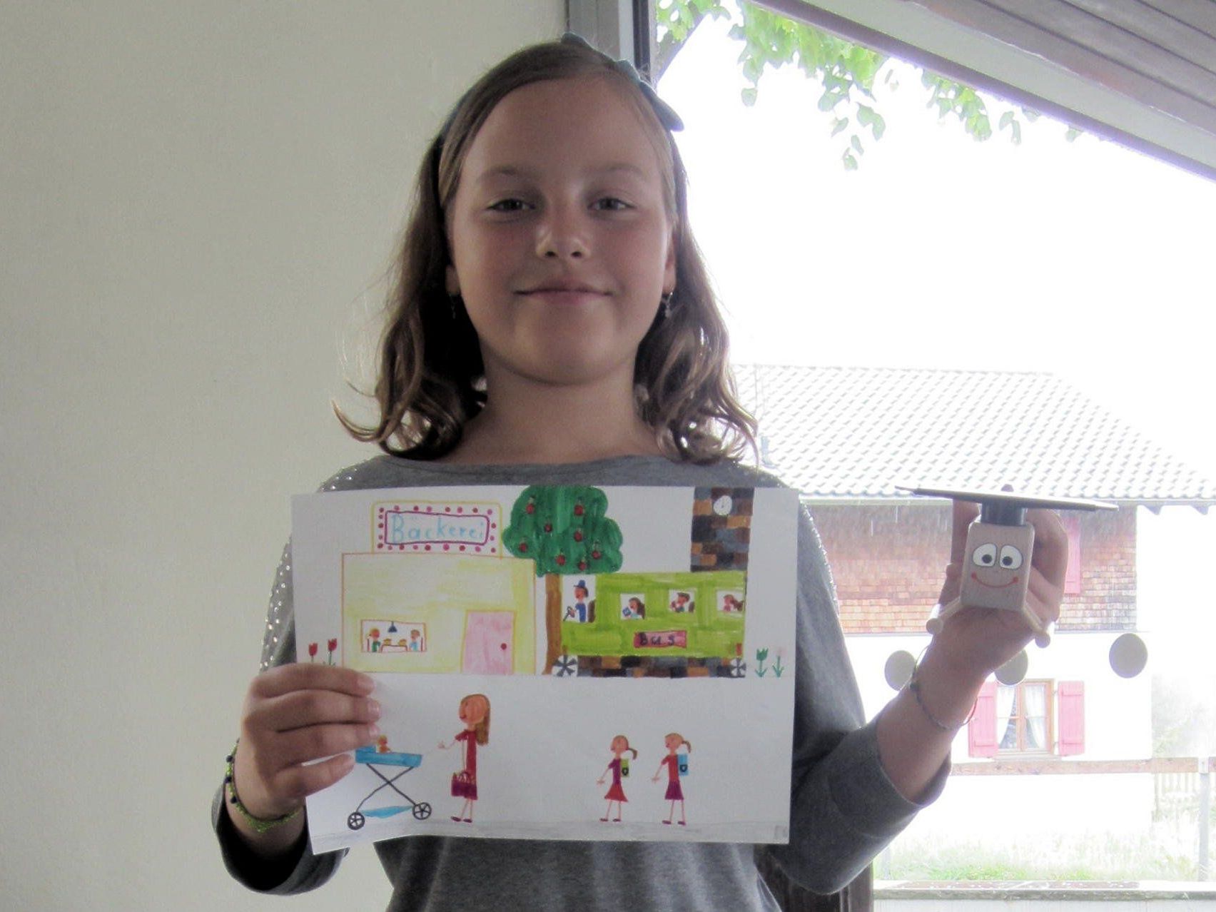 Emily Tschabrun, die Siegerin des Malwettbewerbs Emily Tschabrun, die Siegerin des Malwettbewerbs