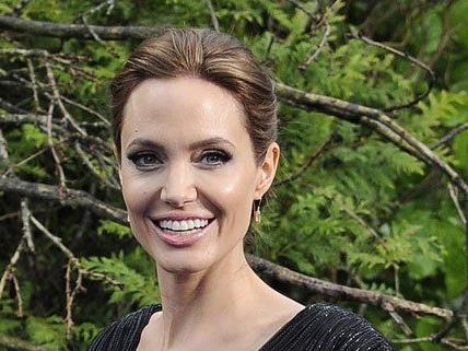 Angelina Jolie soll angeblich schwanger sein. Angelina Jolie soll angeblich schwanger sein.