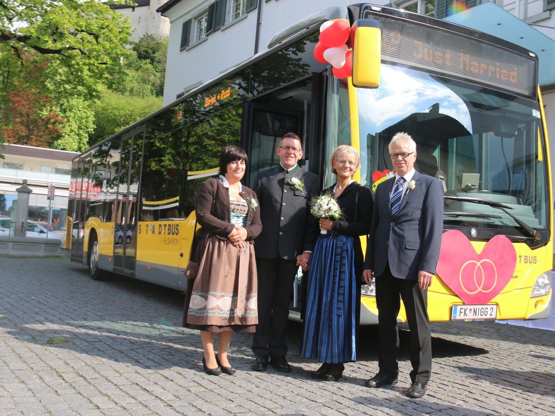 Vor elf Jahren haben sich Birgit Fritsch und Rudolf Abbrederis auf einer Reise mit dem Bus kennengelernt.