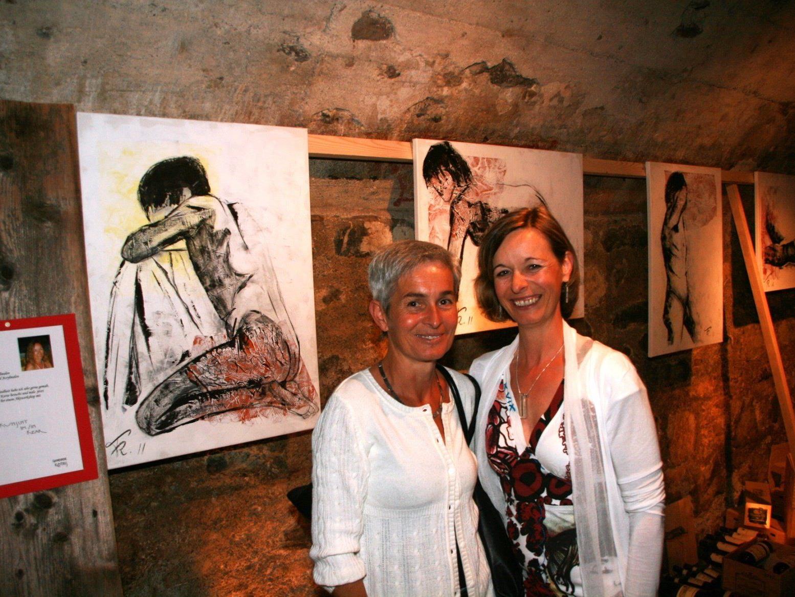 Hobby Künstler aus Sulz und Röthis präsentieren ihre Werke in sechs altertümlichen Keller.