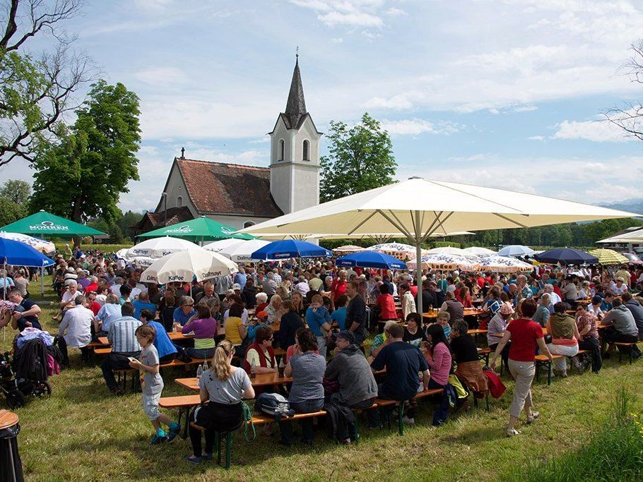 Bangser Frühschoppen - heuer mit Glockenweihe Bangser Frühschoppen - heuer mit Glockenweihe