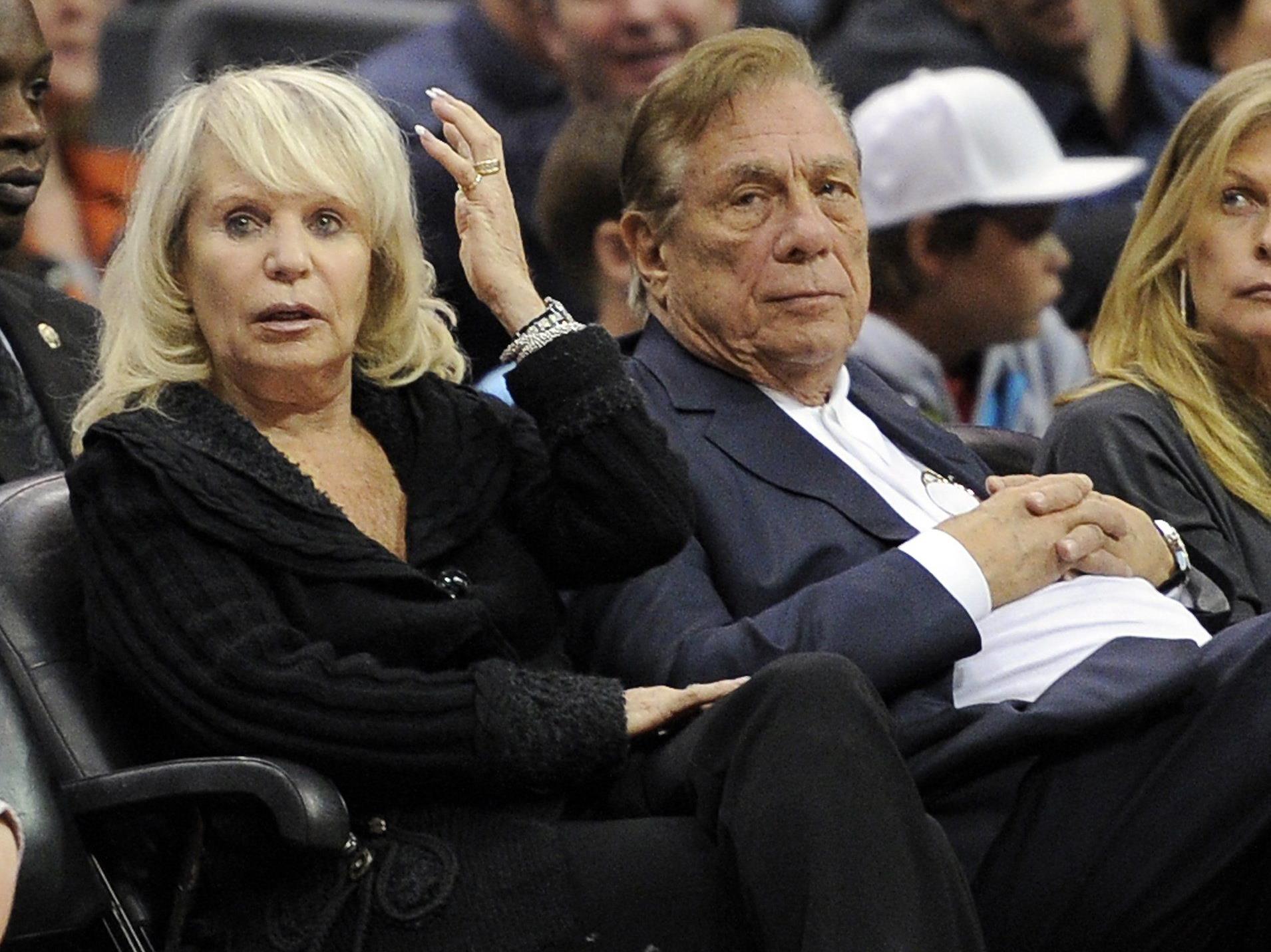 Donald Sterling, Besitzer der Los Angeles Clippers, mit seiner Frau Rochelle bei einem Spiel.