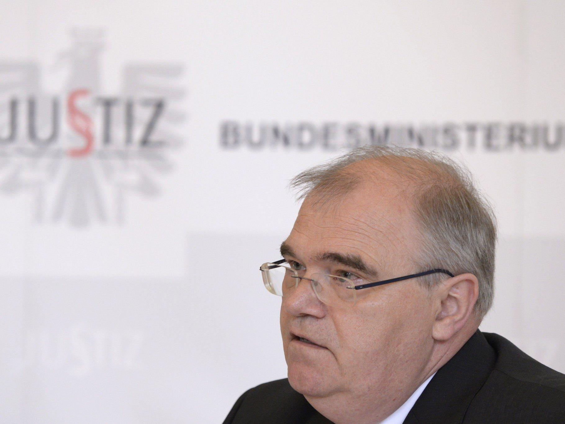 Justizminister Wolfgang Brandstetter am Mittwoch im Rahmen einer Pressekonferenz anlässlich des Reformpakets zur Strafprozessordnung in Wien.