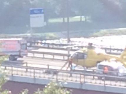 Auf der Brigittenauer Brücke ist es am Montag zu einem Motorradunfall gekommen. Auf der Brigittenauer Brücke ist es am Montag zu einem Motorradunfall gekommen.