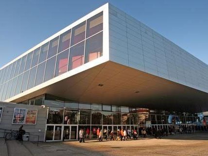 Die Stadthalle hat sich als Austragungslocation ins Spiel gebracht. Die Stadthalle hat sich als Austragungslocation ins Spiel gebracht.