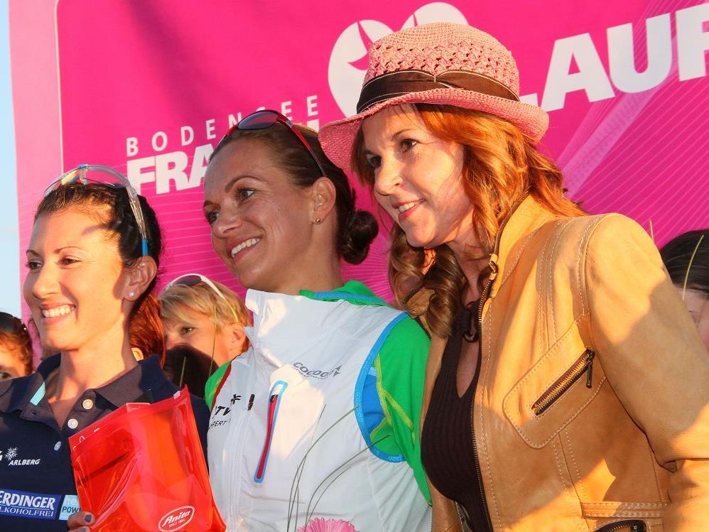 Die beiden Siegerinnen und Stars in der Frauenlaufszene: Sabine Reiner und Sandra Urach.