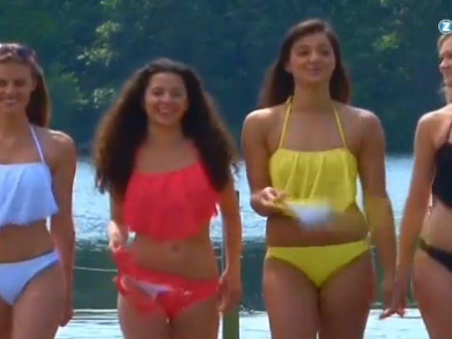 Aus dem Zikini wird ganz leicht ein Bikini - dank Reißverschlüssen. Aus dem Zikini wird ganz leicht ein Bikini - dank Reißverschlüssen.