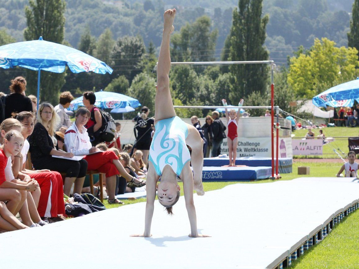1400 Aktive aus 25 Vereinen nehmen an der größten Breitensportveranstaltung des Landes teil. 1400 Aktive aus 25 Vereinen nehmen an der größten Breitensportveranstaltung des Landes teil.
