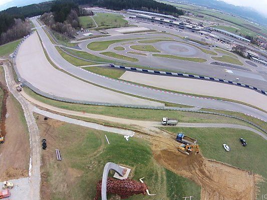Die Bagger zogen ab, der Ring ist einsatzbereit Die Bagger zogen ab, der Ring ist einsatzbereit
