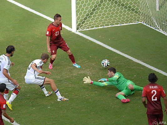 Müller scheint das Glück am Fuß zu kleben Müller scheint das Glück am Fuß zu kleben