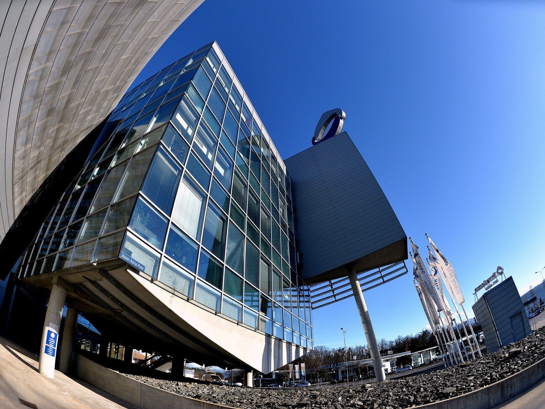 Ministerrat beschließt Hypo-Sondergesetz. Ministerrat beschließt Hypo-Sondergesetz.