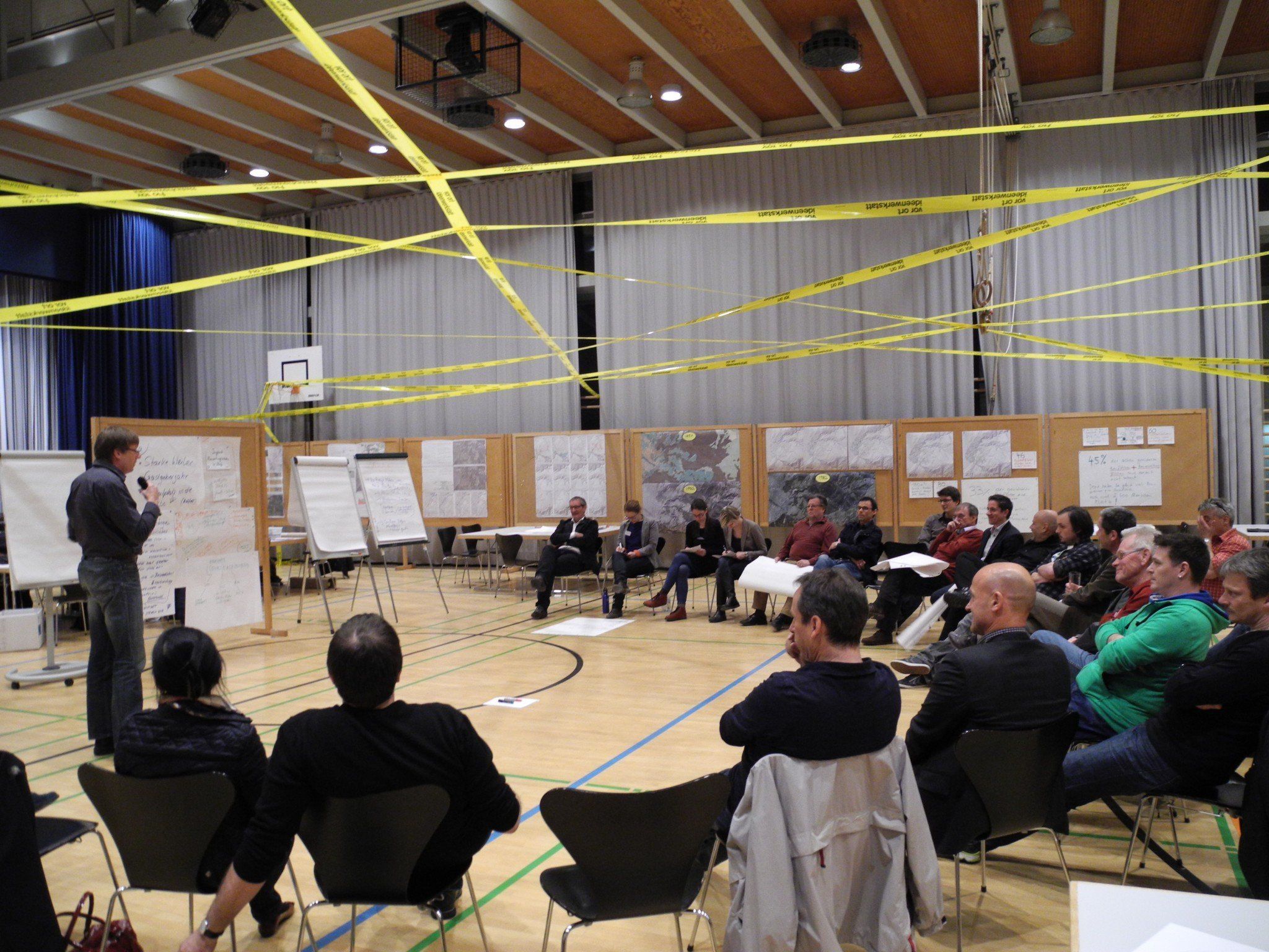 Das räumliche Entwicklungskonzept wird der Bevölkerung präsentiert. Das räumliche Entwicklungskonzept wird der Bevölkerung präsentiert.