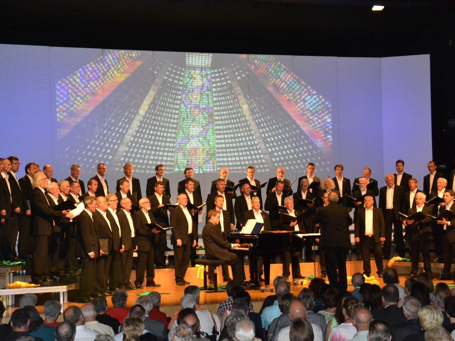 Der Männerchor Götzis begeisterte das Publikum mit Eindrücken von der Konzerttournee nach Südamerika