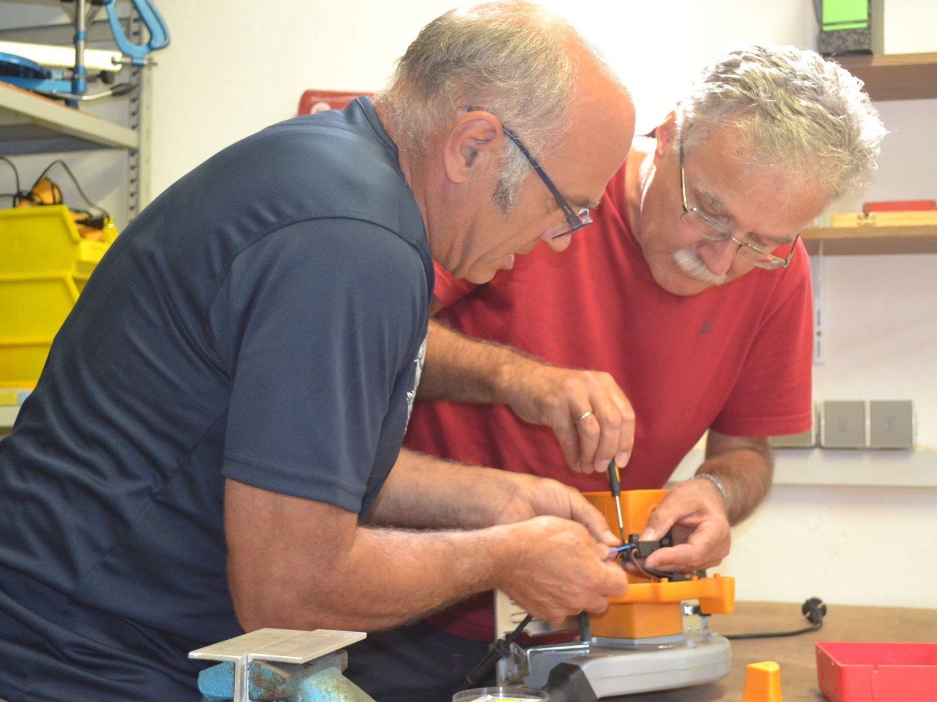 Das Repair-Café hat am Samstag wieder geöffnet. Das Repair-Café hat am Samstag wieder geöffnet.