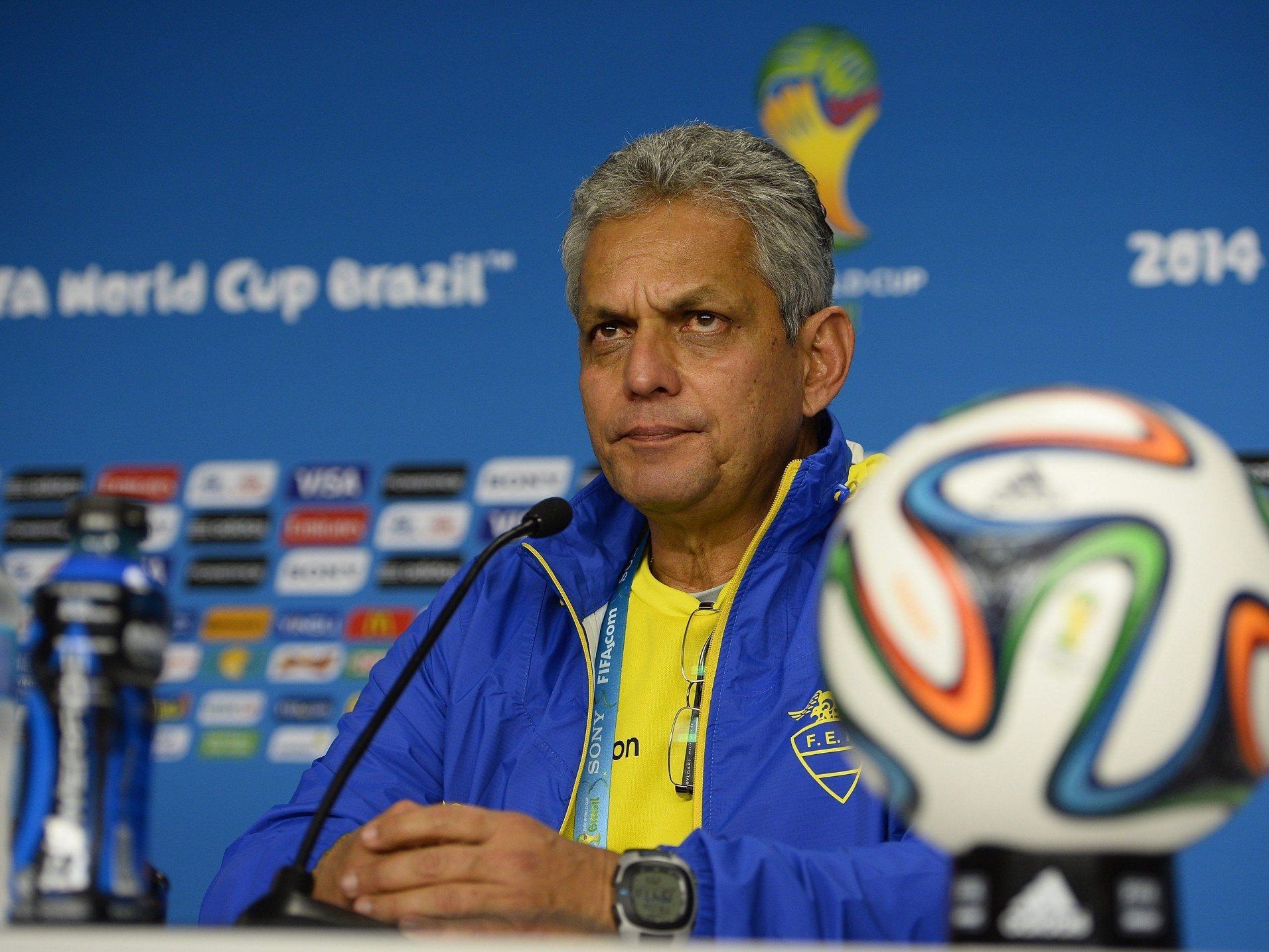 Ecuadors Trainer Reinaldo Rueda kommt ebenso aus Kolumbien wie sein Gegenüber Luis Fernando Suarez. Ecuadors Trainer Reinaldo Rueda kommt ebenso aus Kolumbien wie sein Gegenüber Luis Fernando Suarez.