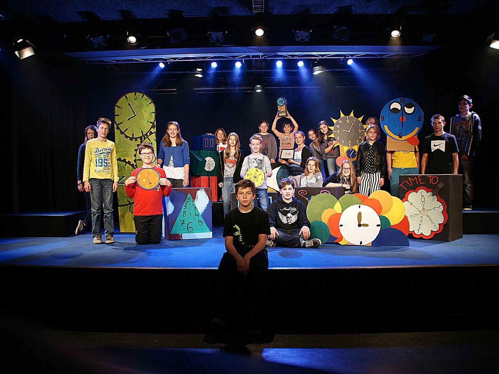 HARDly Time verspricht wieder eine großartige Produktion motivierter junger Menschen zu werden. HARDly Time verspricht wieder eine großartige Produktion motivierter junger Menschen zu werden.