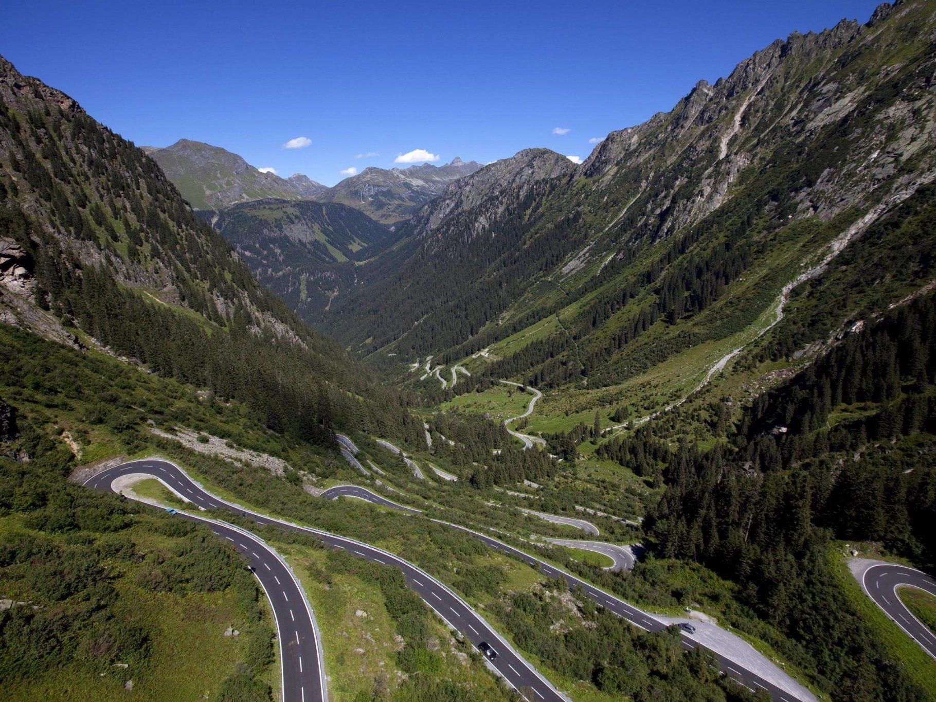 Am Samstag, 7. Juni: Aufhebung der Wintersperre der Silvretta-Hochalpenstraße zwischen Partenen im Montafon und Galtür.