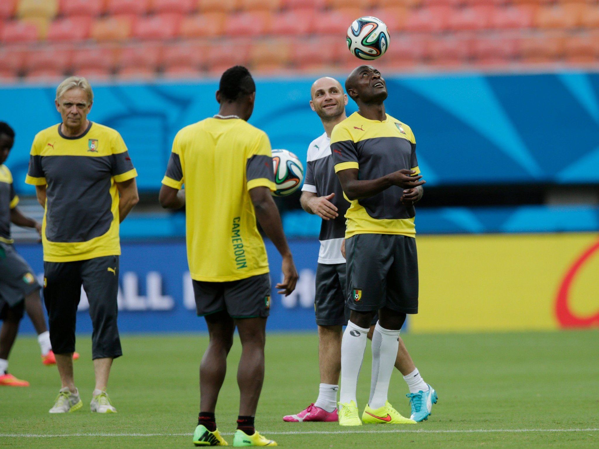 Stürmerstar fehlt gegen Kroatien wegen Knieproblemen. Stürmerstar fehlt gegen Kroatien wegen Knieproblemen.