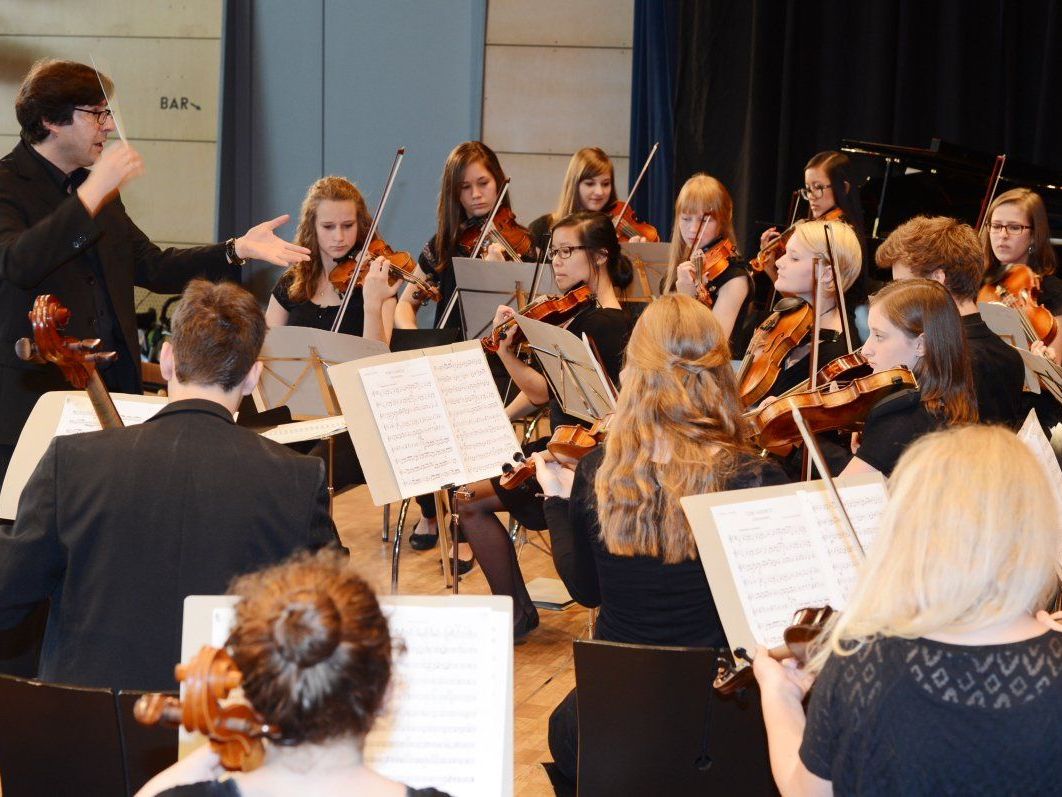 Schlusskonzert der tonart Musikschule Mittleres Rheintal am Sonntag, 29. Juni, 10.30 Uhr, Winzersaal Klaus. Schlusskonzert der tonart Musikschule Mittleres Rheintal am Sonntag, 29. Juni, 10.30 Uhr, Winzersaal Klaus.