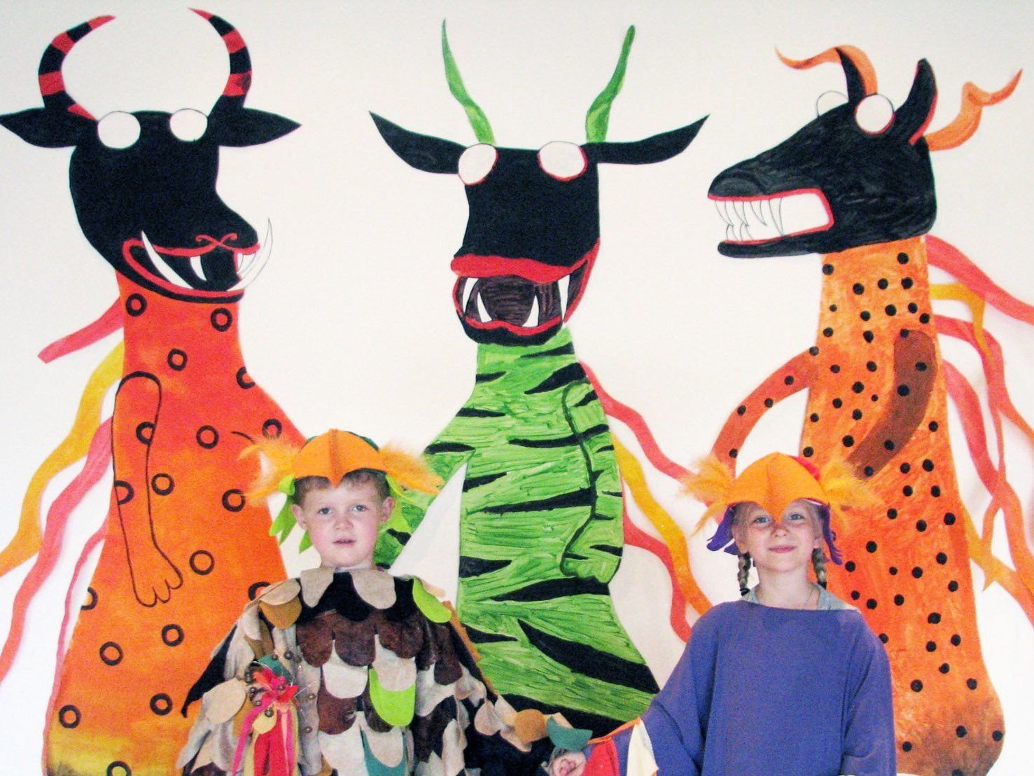 Die Höllenhunde vonder Bregenzer Seebühne samt Papageno + Papagena Die Höllenhunde vonder Bregenzer Seebühne samt Papageno + Papagena