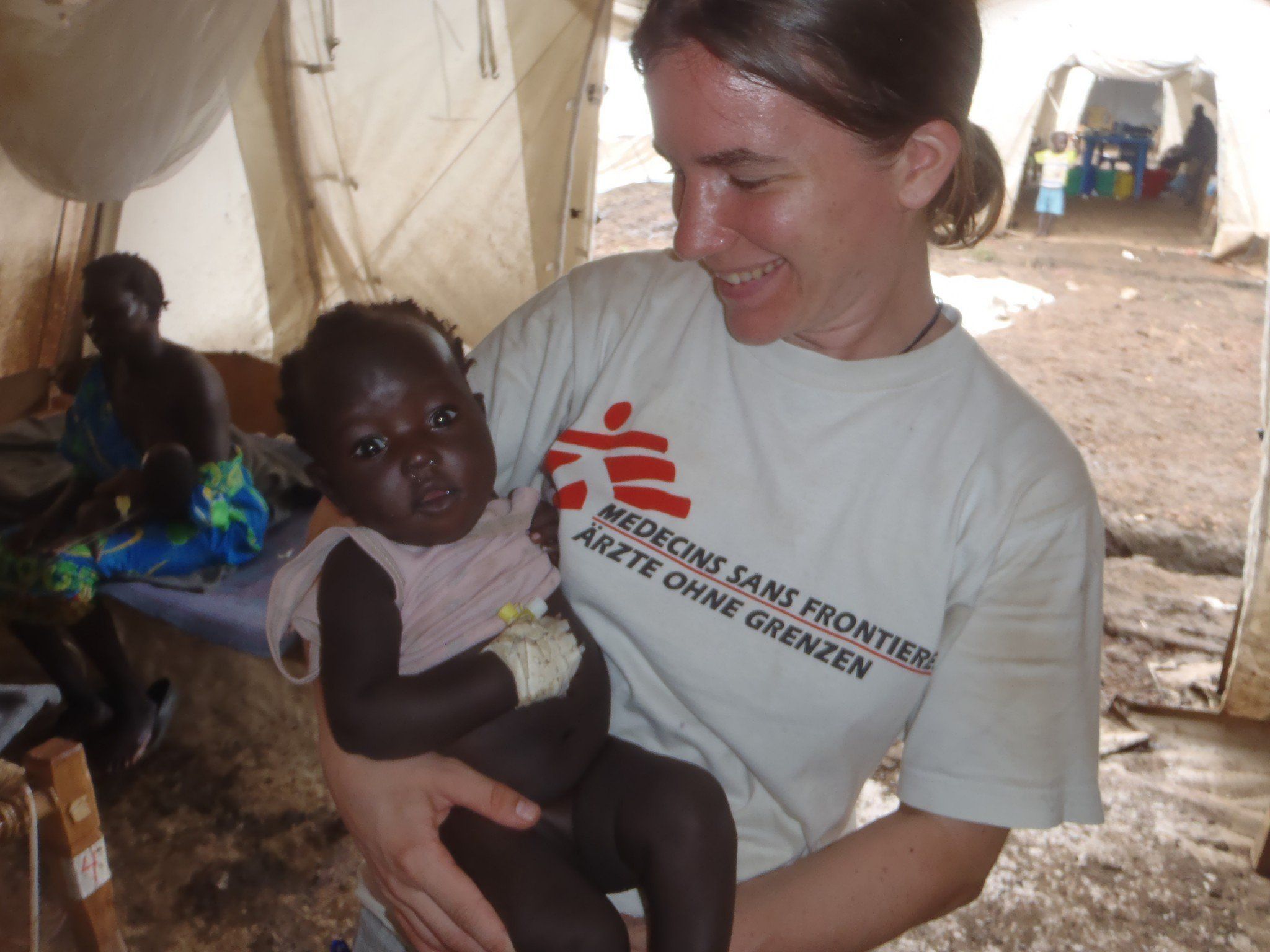 Cornelia Welte ist seit 2010 im Einsatz für Ärzte ohne Grenzen. Cornelia Welte ist seit 2010 im Einsatz für Ärzte ohne Grenzen.