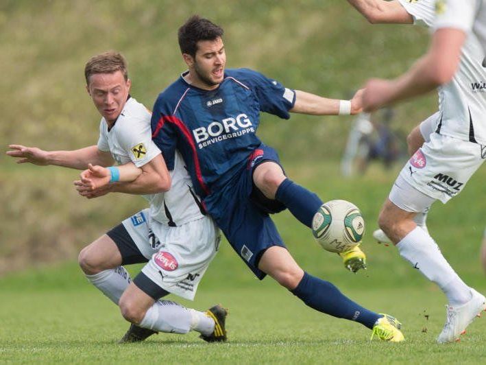 FC Nenzing schoss gegen Lustenau sechs Tore.