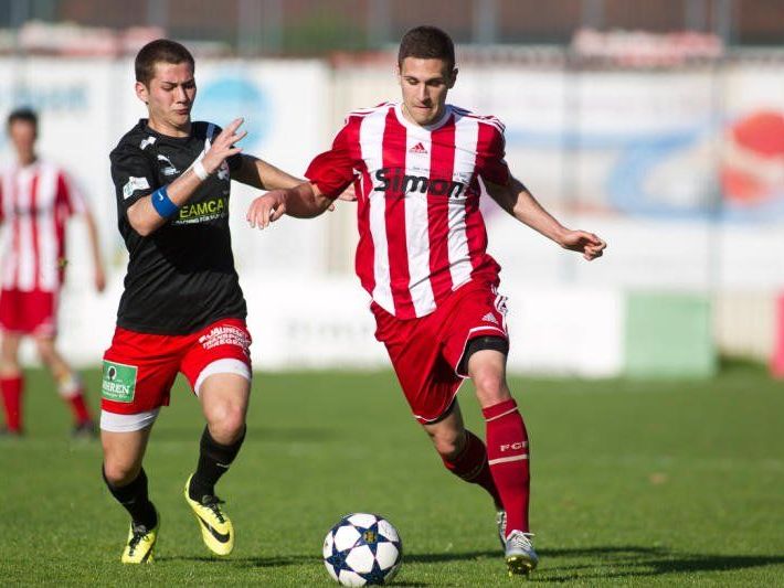 Viele Ländleklubs investieren in neue Spieler, der Preis ist oft zweitrangig. Viele Ländleklubs investieren in neue Spieler, der Preis ist oft zweitrangig.