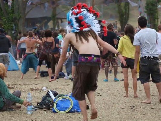 In der ungarischen Gemeinde findet jährlich das Psychedelic Trance Festival O.Z.O.R.A. statt. In der ungarischen Gemeinde findet jährlich das Psychedelic Trance Festival O.Z.O.R.A. statt.