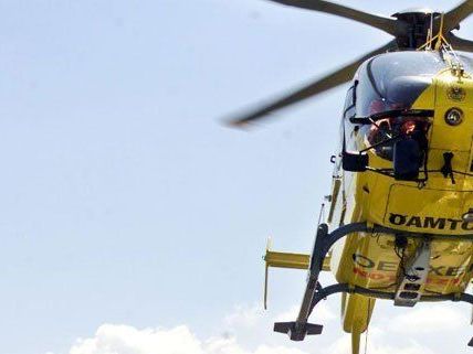 Das 72-Jähriger Unfallopfer wurde in ein Spital geflogen Das 72-Jähriger Unfallopfer wurde in ein Spital geflogen