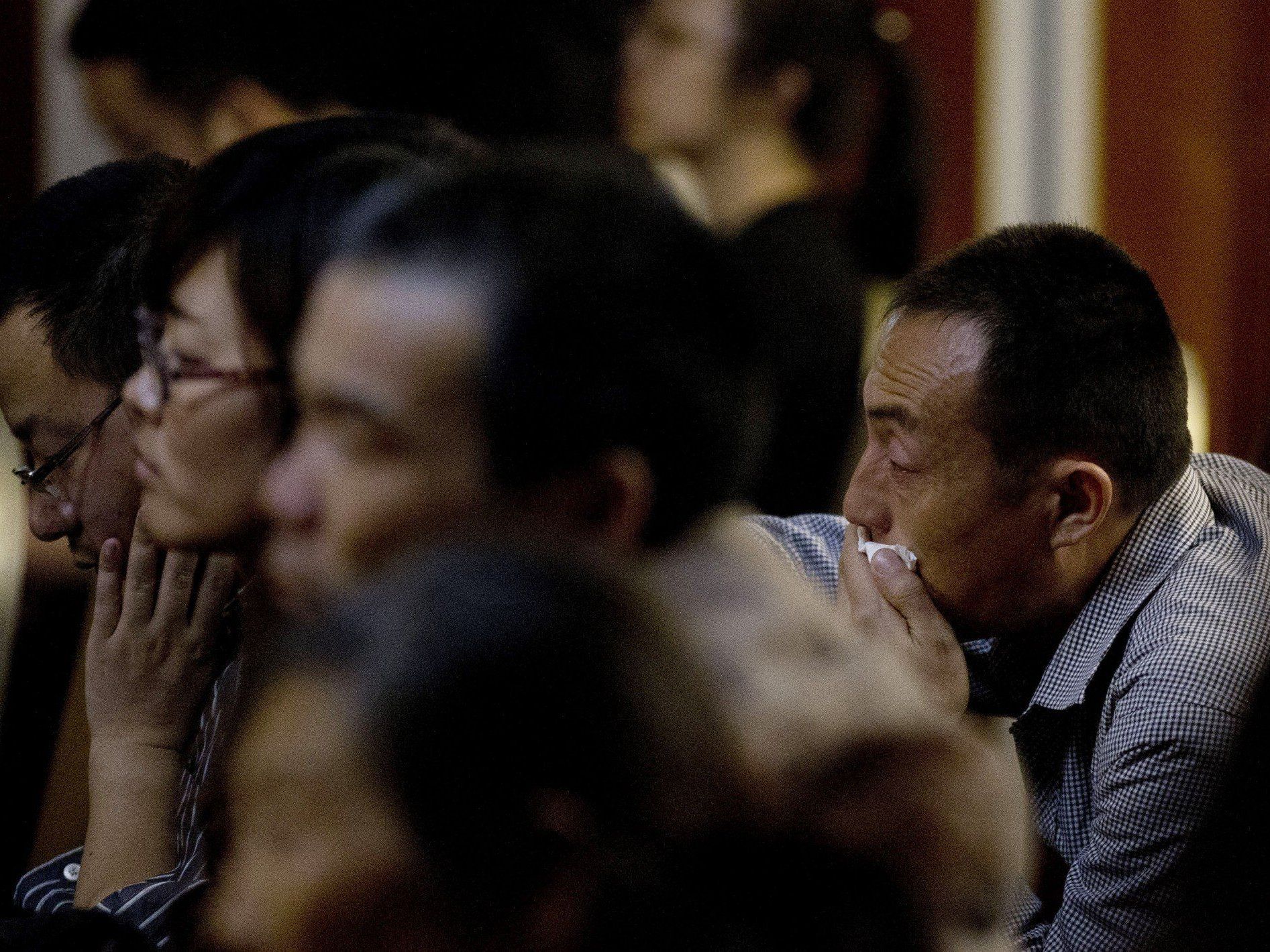 Angehörige stellen Spendenkampagne im Internet vor. Angehörige stellen Spendenkampagne im Internet vor.