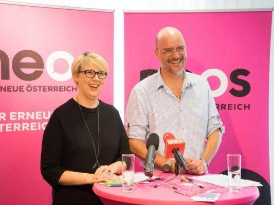 Scheffknecht und Alge: Da war die pinke Welt noch in Ordnung. Scheffknecht und Alge: Da war die pinke Welt noch in Ordnung.