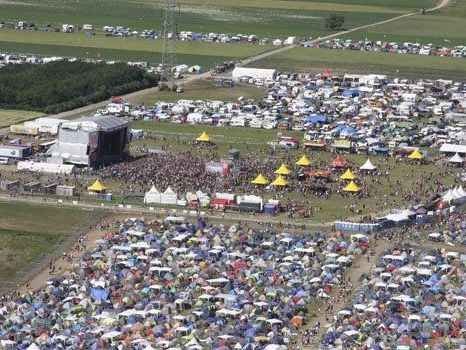 Staus auf dem Weg zum Nova Rock Staus auf dem Weg zum Nova Rock