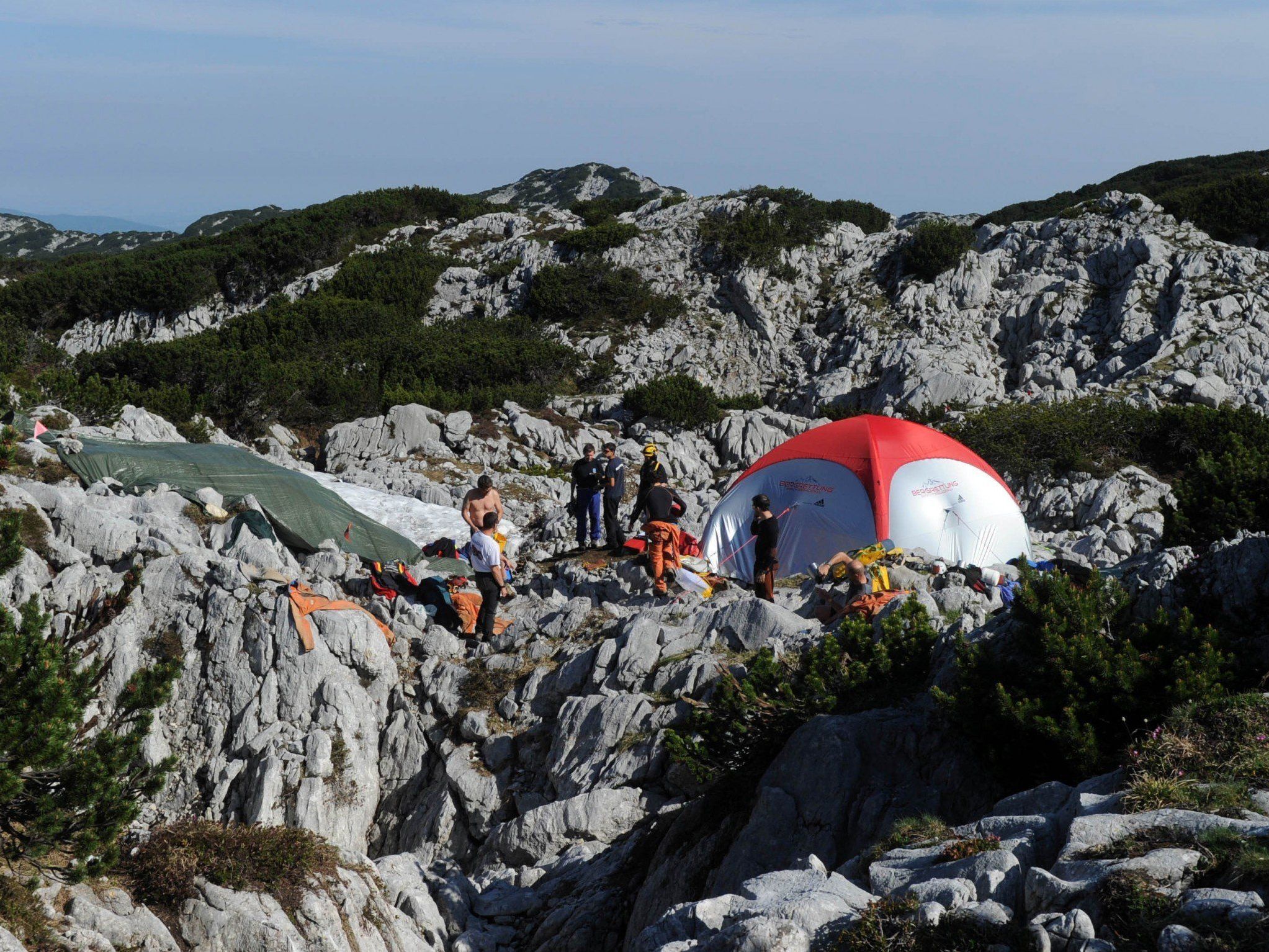 Patient in 1.000 Metern Tiefe. Patient in 1.000 Metern Tiefe.