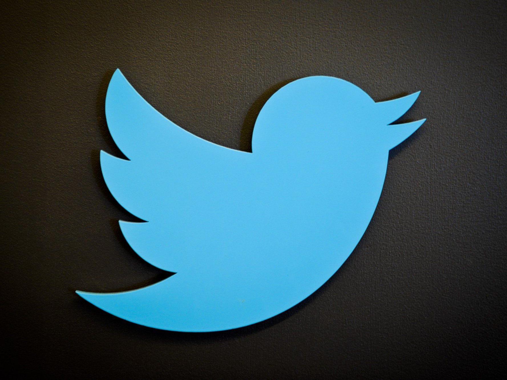 Österreichischer Twitter-Nutzer Firo Xl entdeckt Sicherheitslücke bei Tweetdeck - Client von Twitter blockiert.