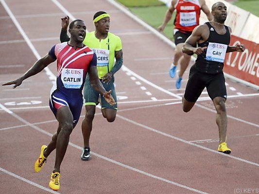 Gatlin (l.) setzte sich klar vor Gay (r.) durch Gatlin (l.) setzte sich klar vor Gay (r.) durch