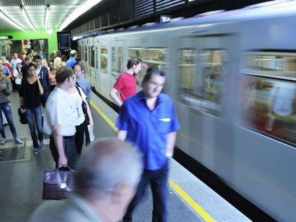 Streit unter Passagieren legte Wiener U4 lahm Streit unter Passagieren legte Wiener U4 lahm