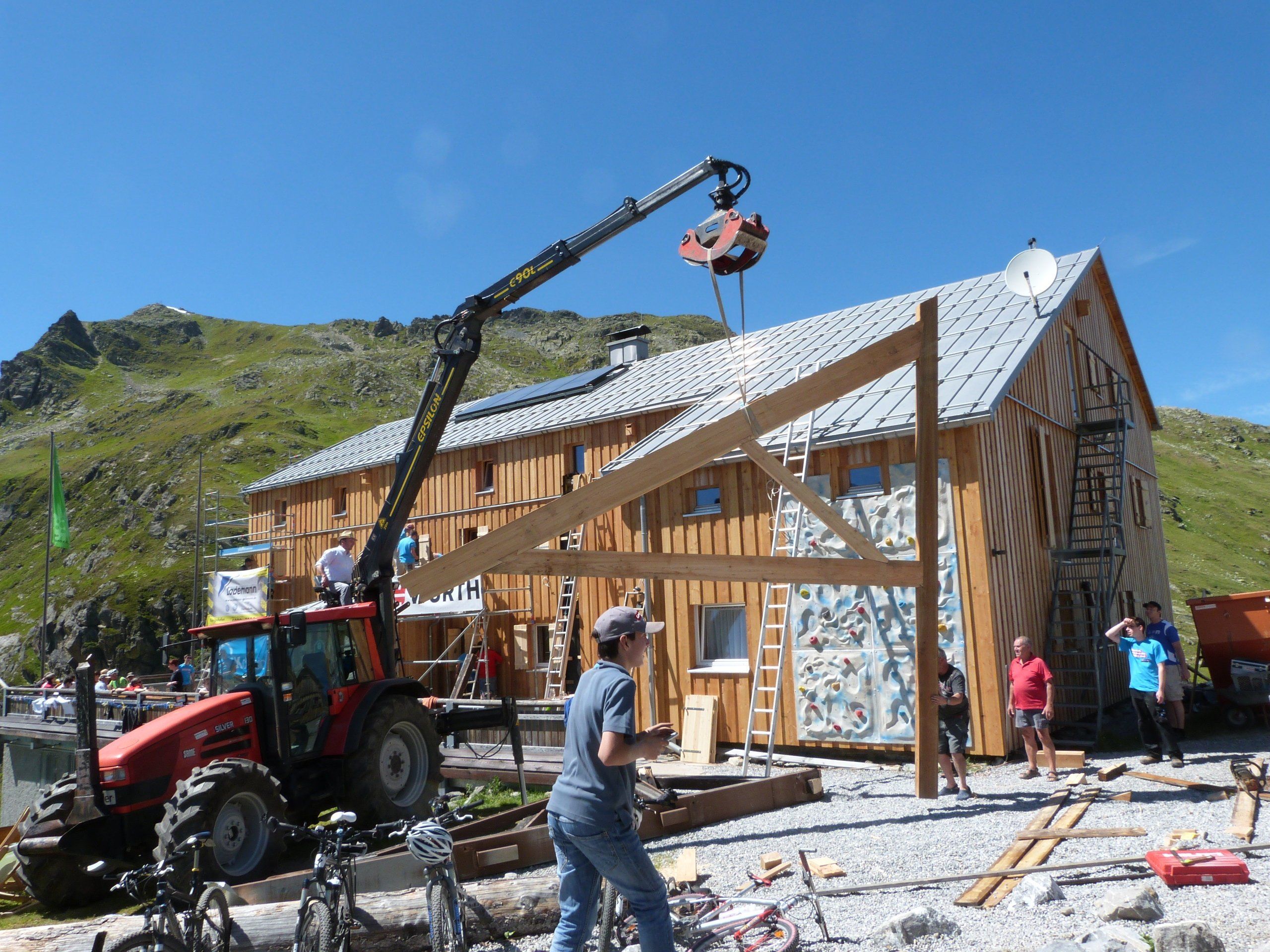 Erfolgs-Kooperation Handwerkskammer, DAV-Sektion, Berufsschulen und Montafon. Erfolgs-Kooperation Handwerkskammer, DAV-Sektion, Berufsschulen und Montafon.