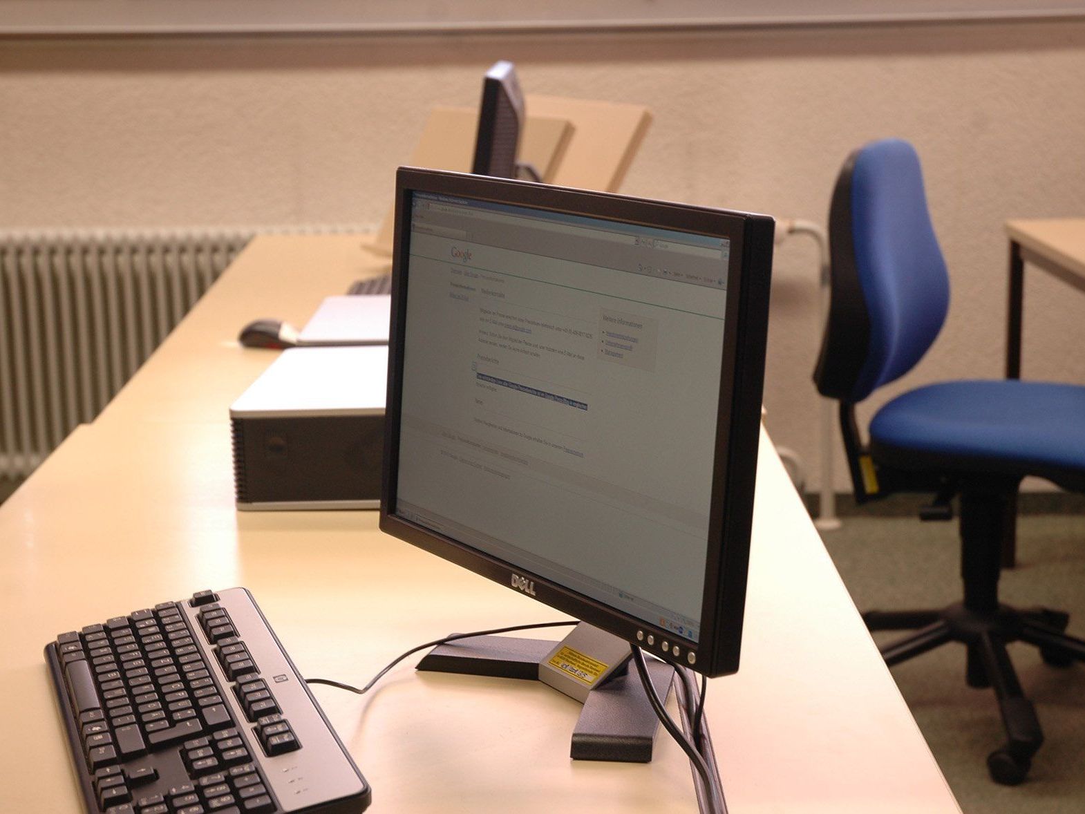 Die Computerräume der Volksschule Montfort werden aufgerüstet. Die Computerräume der Volksschule Montfort werden aufgerüstet.