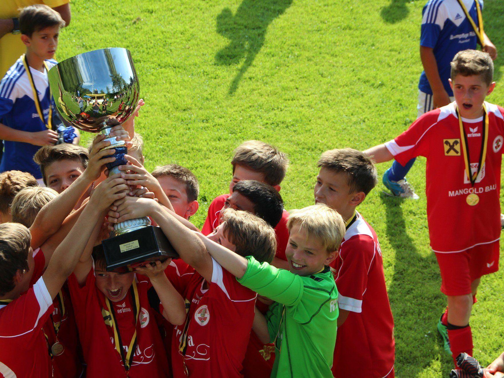 Dornbirner Klubs siegten beim stark besetzten Nachwuchsturnier vom SC Hatlerdorf.