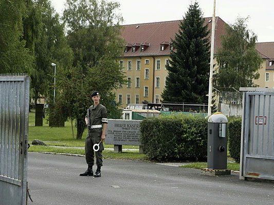 Die Linzer Kaserne wurde begangen und geprüft Die Linzer Kaserne wurde begangen und geprüft