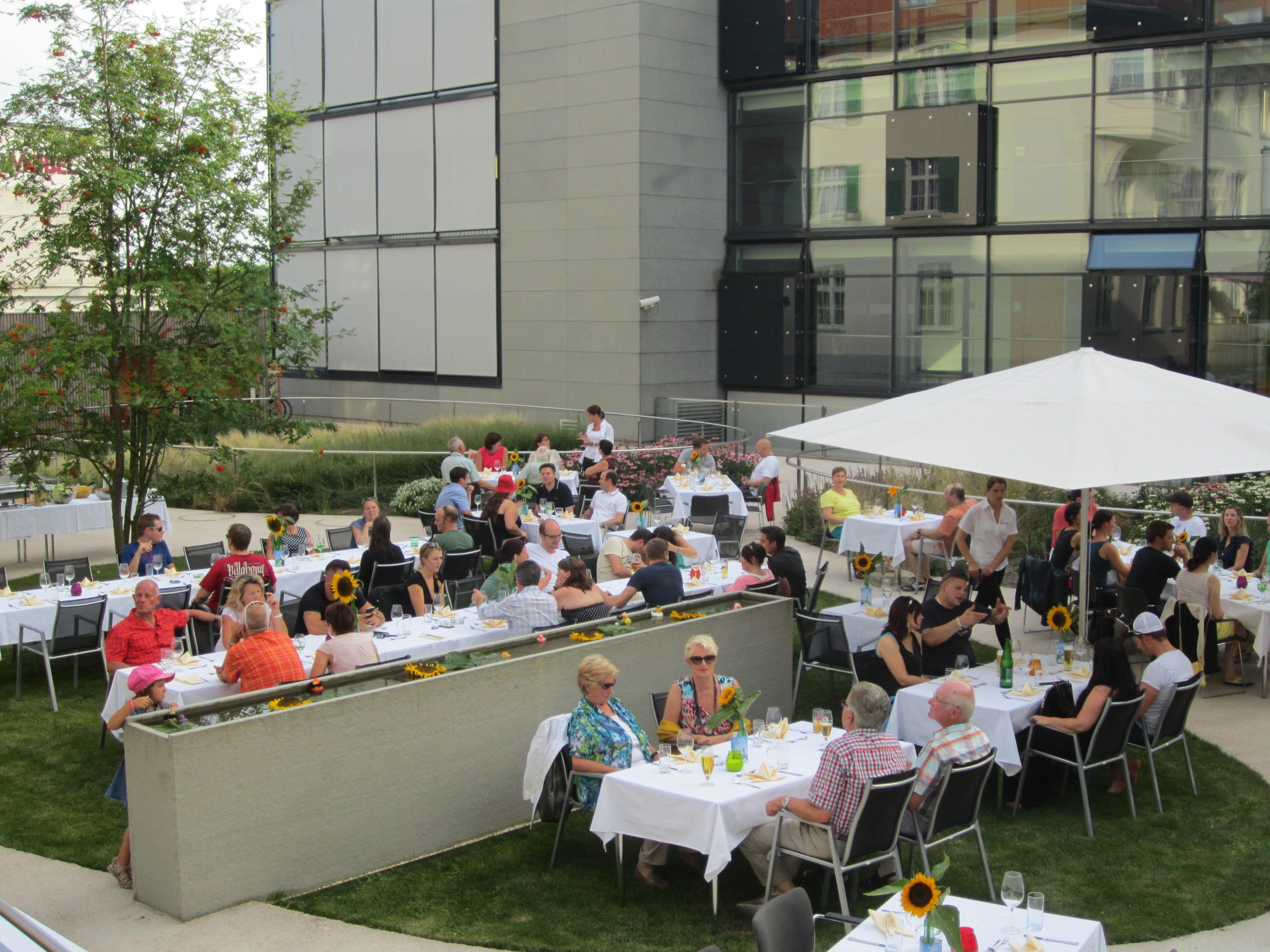 Das Café Lila feierte gemeinsam mit rund 100 Gästen seinen Barbecue-Abend
