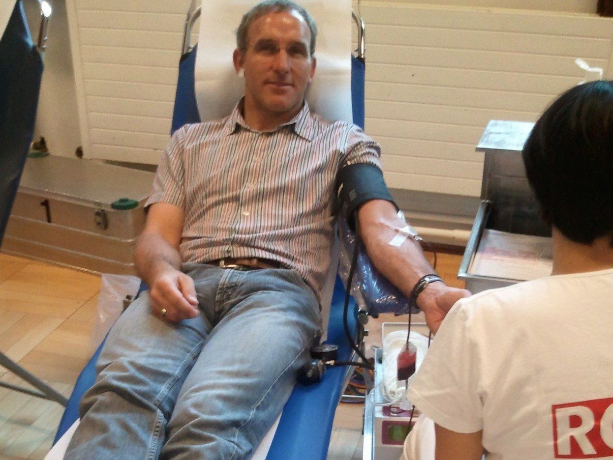 Wir möchten allen Spendern und Organisatoren ein herzliches Dankeschön aussprechen. Wir möchten allen Spendern und Organisatoren ein herzliches Dankeschön aussprechen.