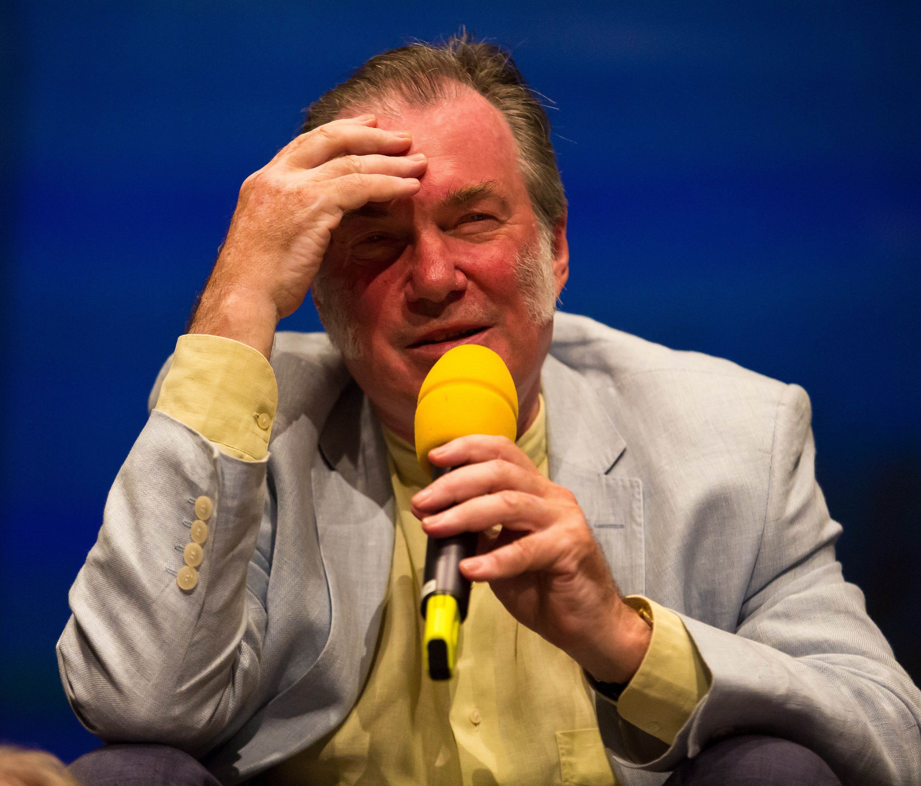 David Pountney bekommt Silbernes Ehrenzeichen des Landes Vorarlberg. David Pountney bekommt Silbernes Ehrenzeichen des Landes Vorarlberg.
