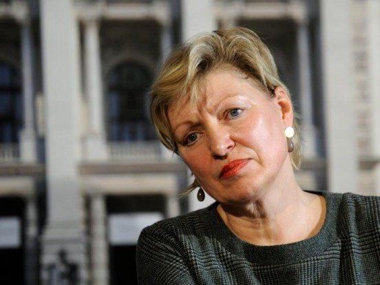 Burgtheater: Bergmann im Falle eines Beweisverfahrens am Prüfstand Burgtheater: Bergmann im Falle eines Beweisverfahrens am Prüfstand