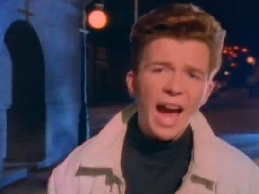 "Rick Rolled": Internetschabernack lässt Rick Astley auferstehen. "Rick Rolled": Internetschabernack lässt Rick Astley auferstehen.