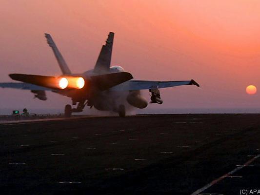 US-Jets versuchen IS-Vormarsch zu stoppen