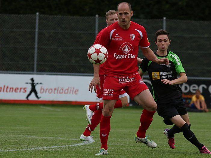 Ex-Nationalspieler Jürgen Patocka mit dem FC Egg in Sulz
