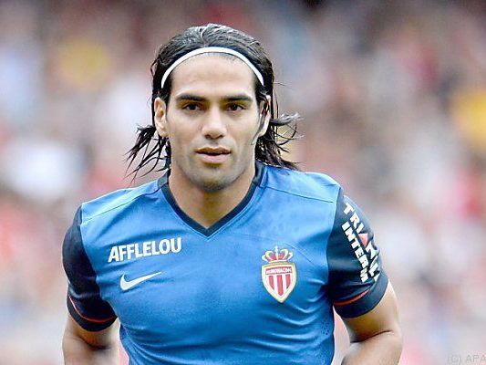 Falcao vor Wechsel zu Real Madrid Falcao vor Wechsel zu Real Madrid